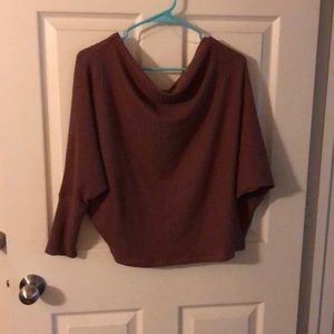 NWT Illa Illa Brick red off should top